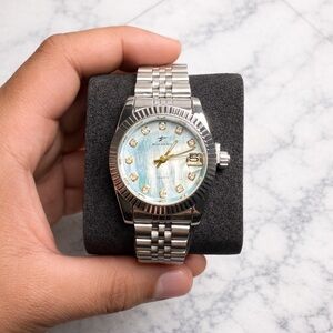 Silver Stainless Steel watch with Mother-of-Pearl Dial